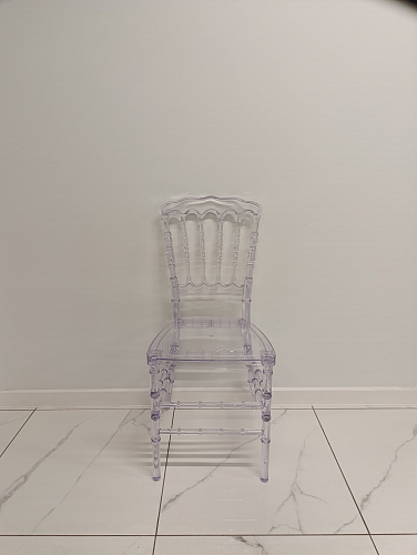Пластиковый стул Chiavari 1 clear white из шоурума 1